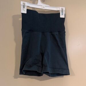 POPFLEX dark green High-Rise Ribbed Bike Shorts